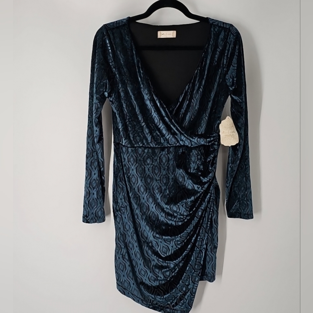 Altar'd State Y2K Burnout Turquoise & Blk Dress w Asymmetric Hem Rusched Waist‎